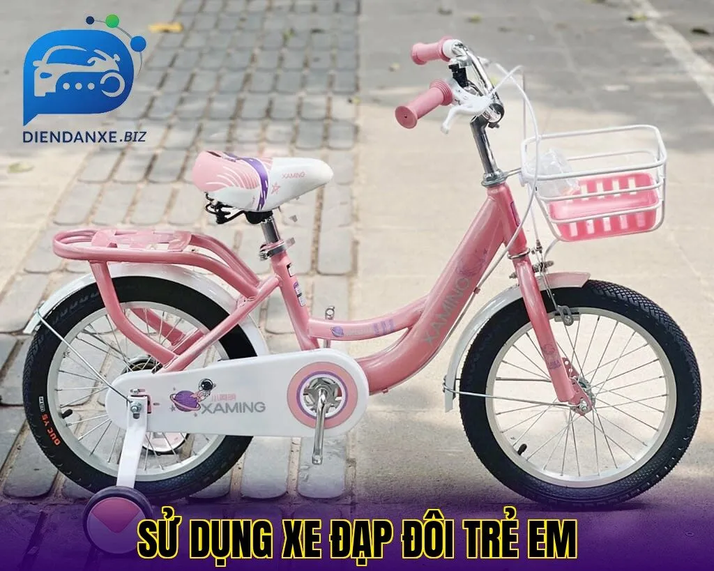 sử dụng xe đạp đôi trẻ em